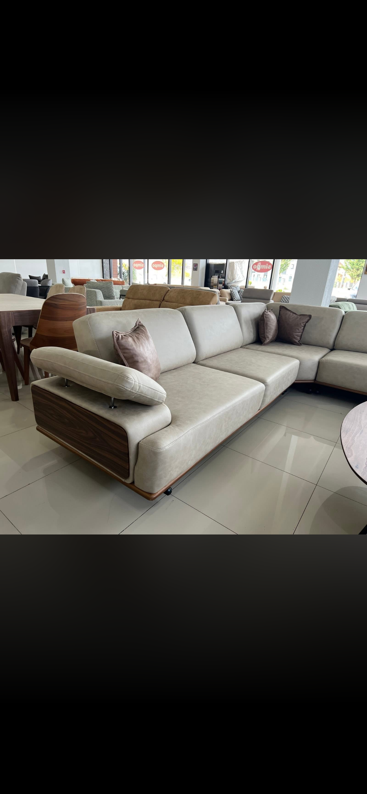 Këndore për sallon